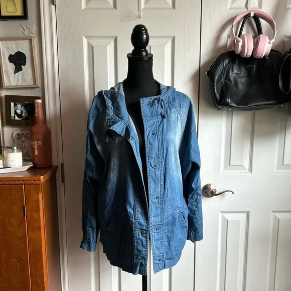 blue oversized lagenlook hooded snap front lightweight layering jacket - Picture 3 of 7